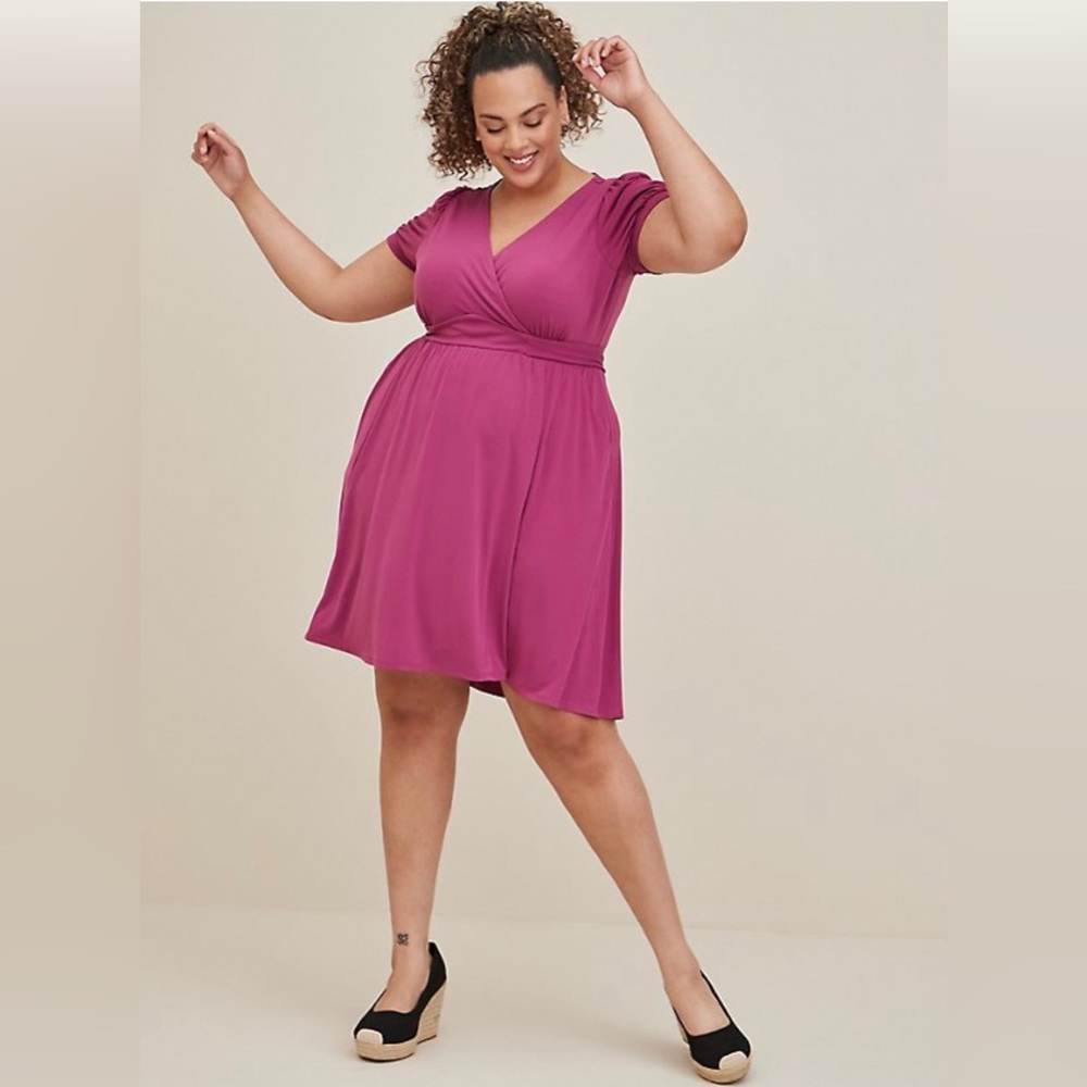 NWOT Torrid Mini Studio Knit Surplice Dress